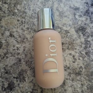 Dior backstage foundation